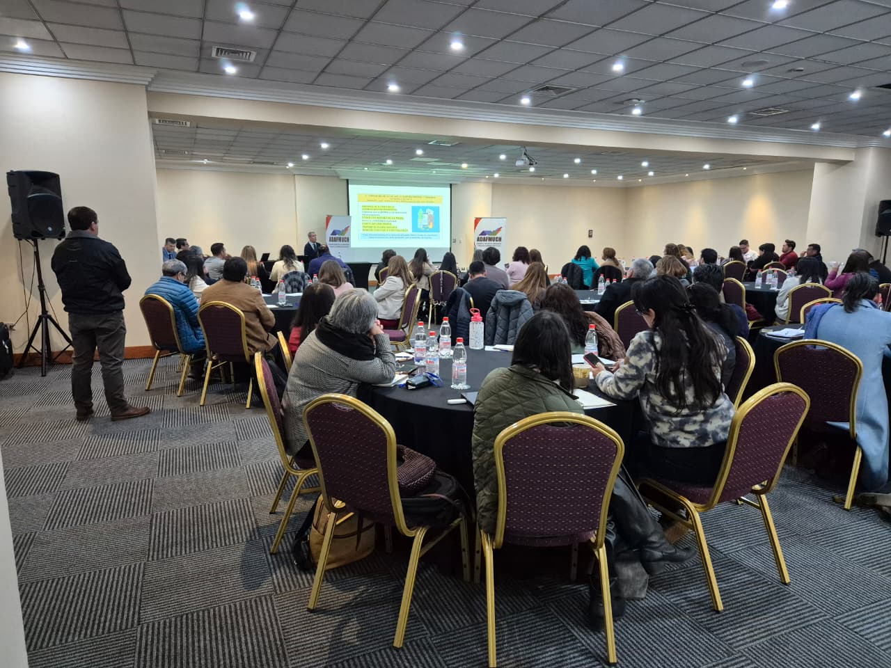Lee más sobre el artículo EXITOSA JORNADA SEMINARIO ADAFMUCH                           Más de 40 municipios del País participaron en el Seminario, donde se abordaron temas clave para la gestión municipal moderna